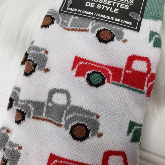 Men's Red Green Grey Vintage Style Truck Socks Fits 6-12 Fun Foot Fashion NEW - Picture 2 of 4